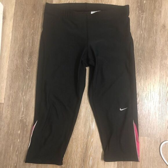 Nike running cropped Capri leggings Dri fit Black women’s M 8/10 - Picture 2 of 9